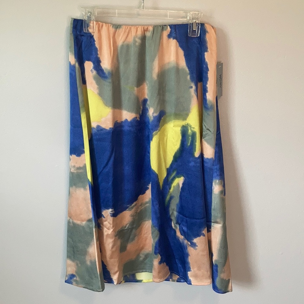 New WDNY skirt size medium